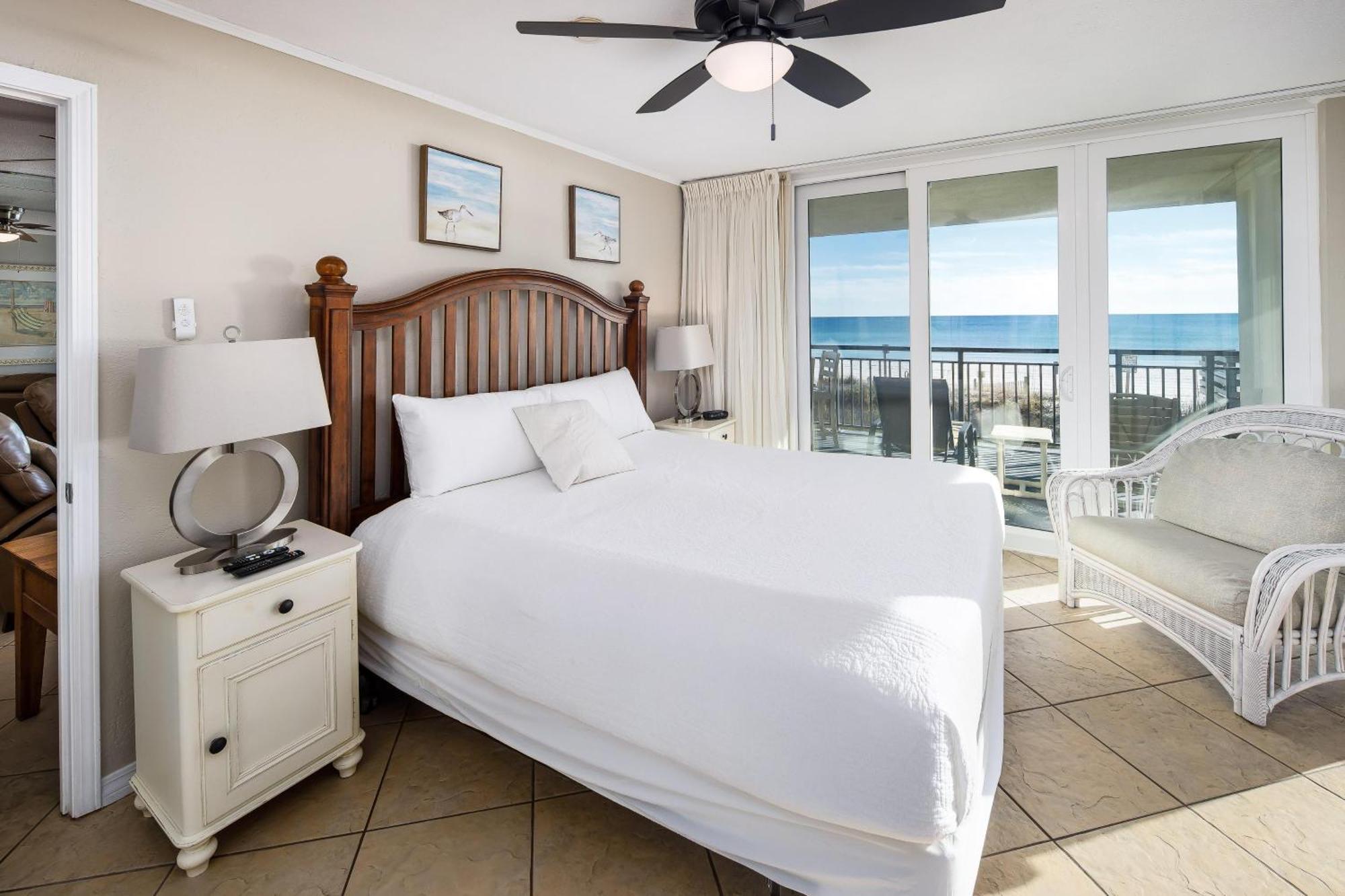 Nautilus 1201 - Gulf Front 2 Bedroom Huge Wrap Around Balcony 2Nd Floor! Fort Walton Beach Exterior photo