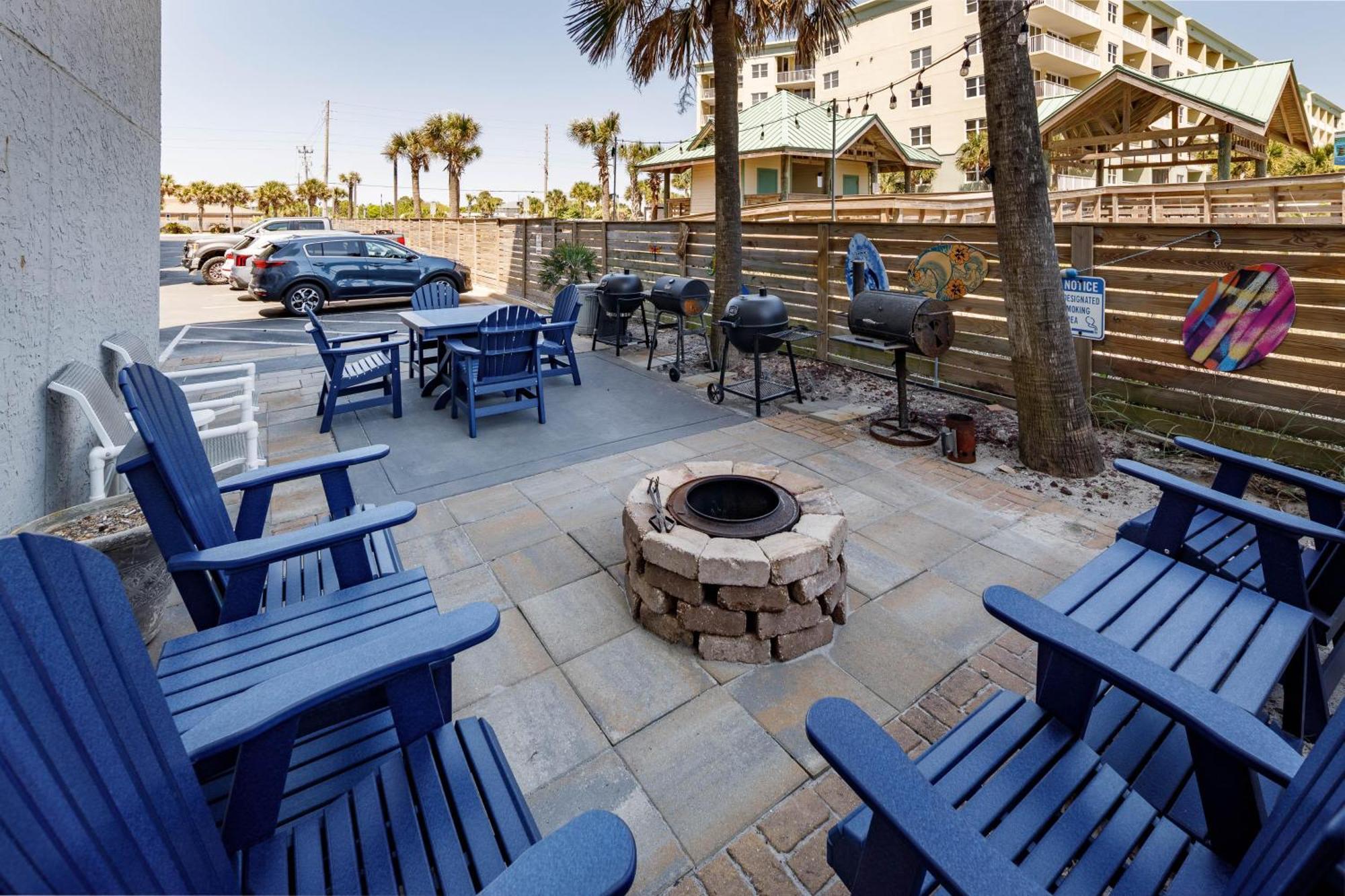 Nautilus 1201 - Gulf Front 2 Bedroom Huge Wrap Around Balcony 2Nd Floor! Fort Walton Beach Exterior photo