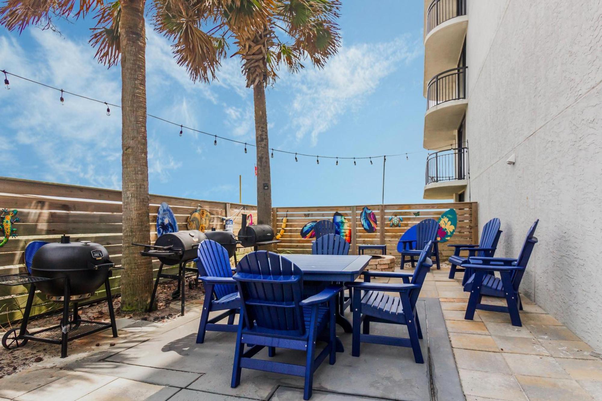 Nautilus 1201 - Gulf Front 2 Bedroom Huge Wrap Around Balcony 2Nd Floor! Fort Walton Beach Exterior photo